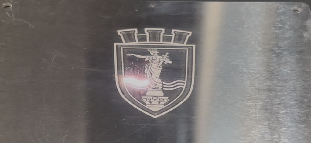 Лазерно гравиране на метал